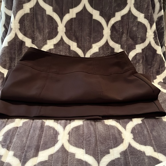 Worthington skirt, size 2 - Picture 2 of 4